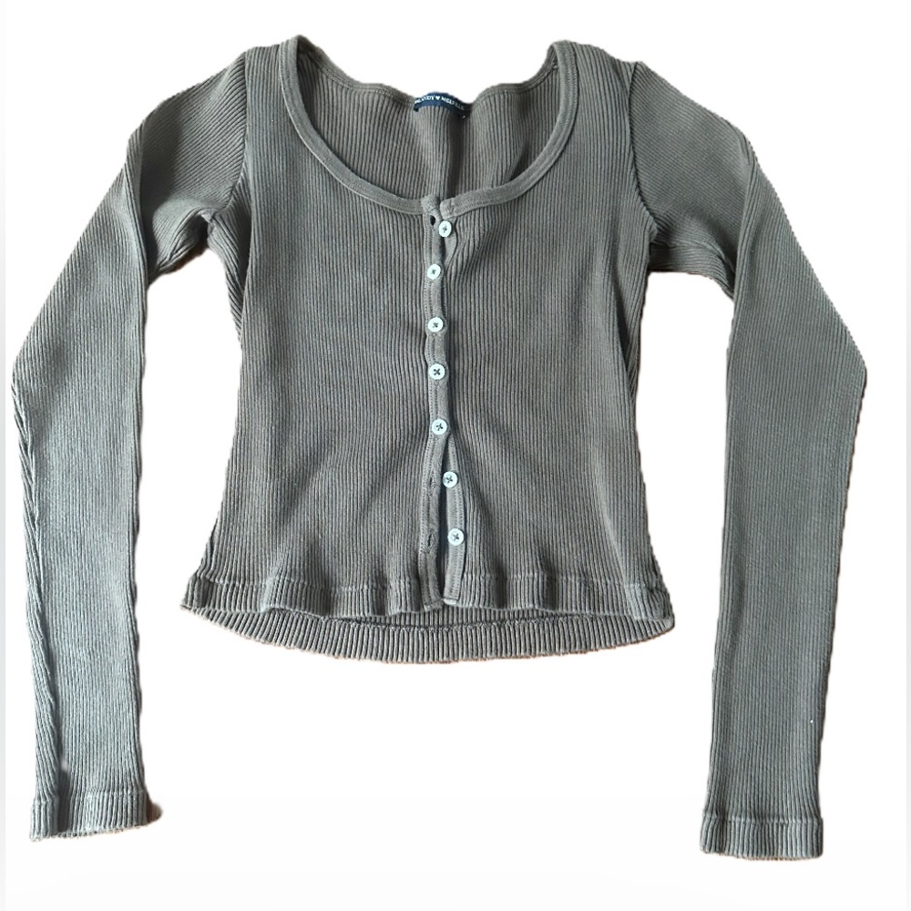 BRANDY MELVILLE Button Up Top